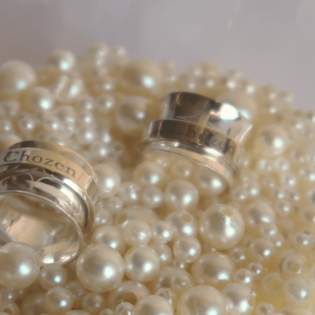 Chozen Engraved Spinner Ring - Chozen